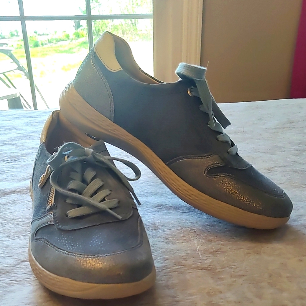 Fidelio Hallux Hi Energy Blue Shoes Size 6